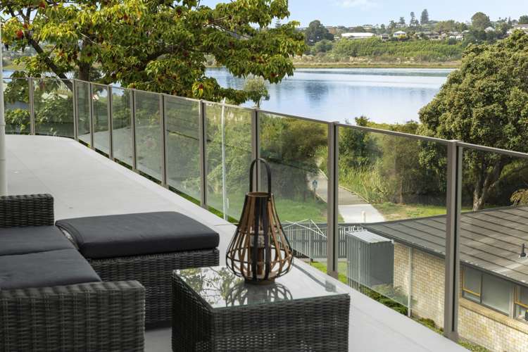 9 Bay Street Matua_3