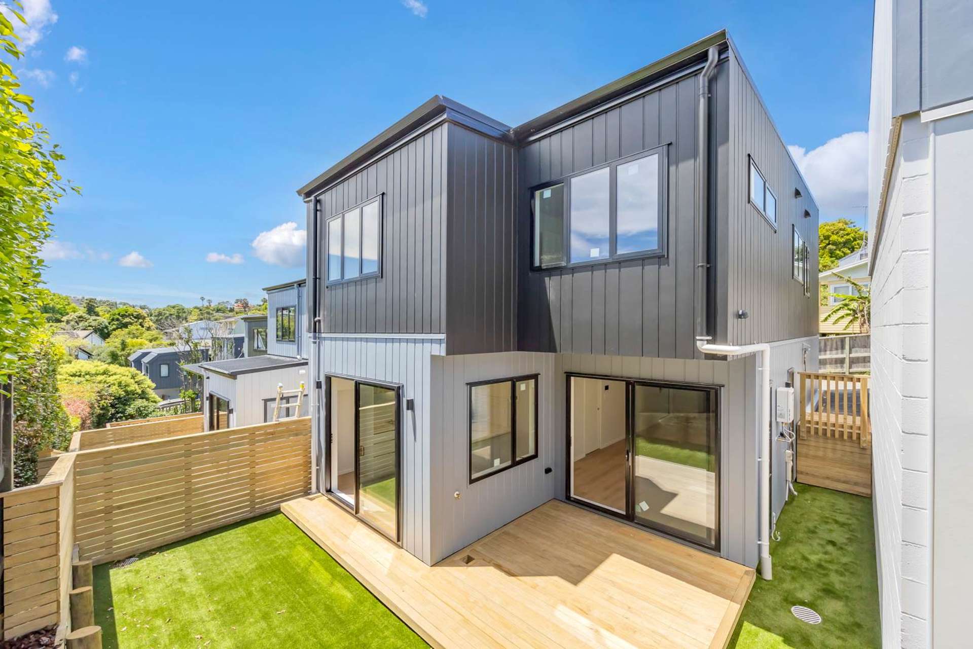 2/3a Long Bay Drive Torbay_0