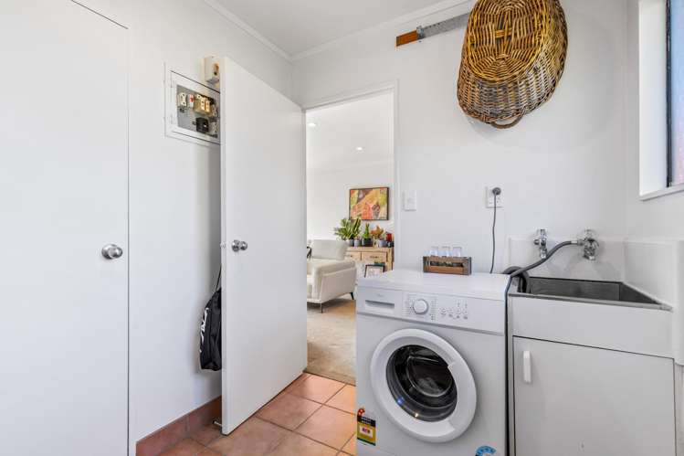 2/68 Routley Drive Glen Eden_13