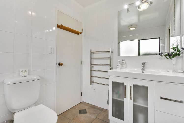 1/7 Spring Grove Henderson_8