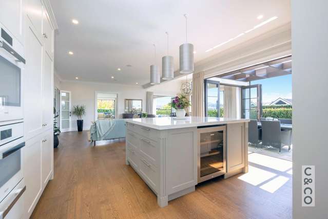 8 Tauwaka Crescent Riverhead_1