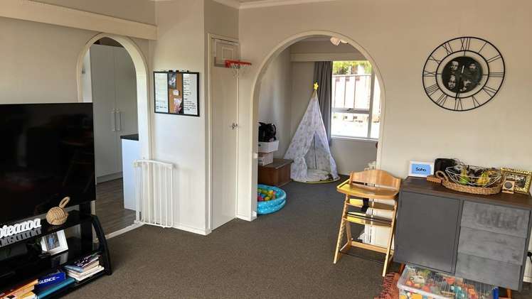 17B Russleigh Drive 1057_8