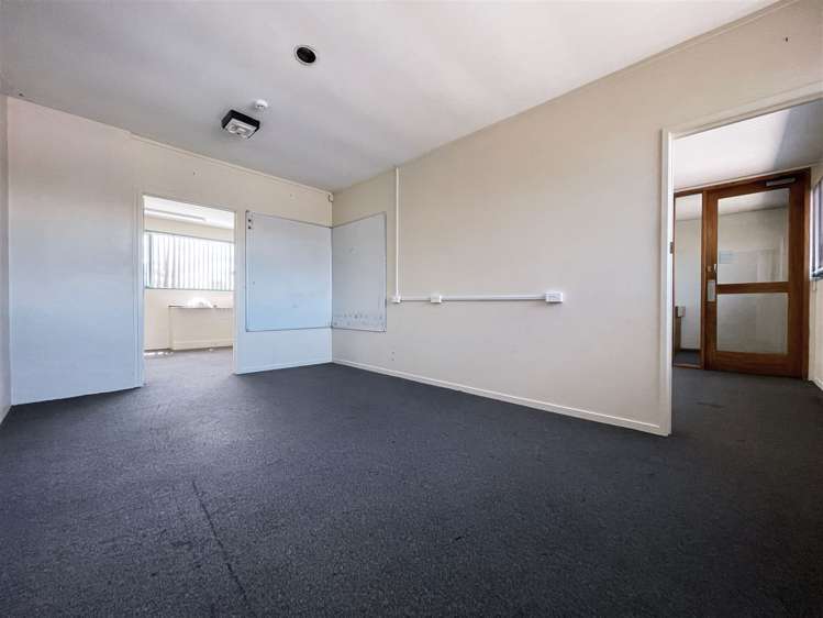 93 Bader Dr, Mangere Town Centre office_0