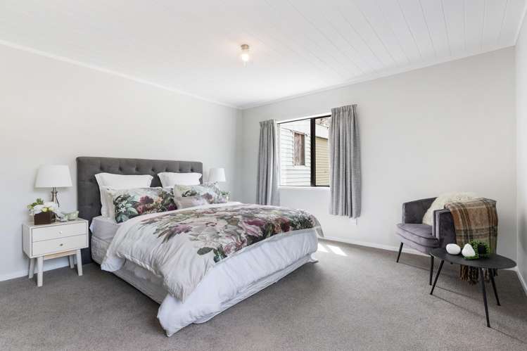 52B Claude Road Hill Park_16