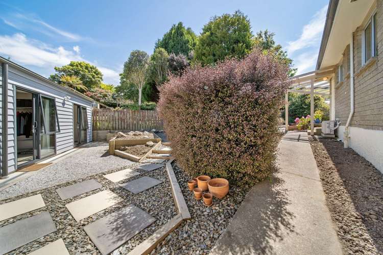 4 Kaira Street Sawyers Bay_13