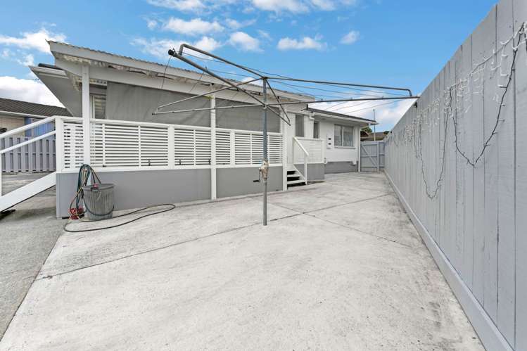 12 Suwyn Place Weymouth_24