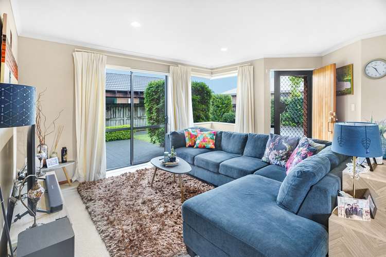 7 Kirk Close Rototuna_3