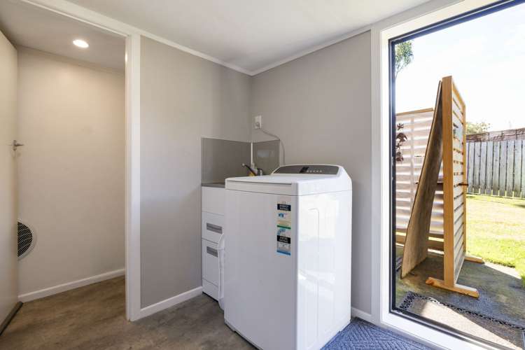 65 Campbell Street Leamington_23