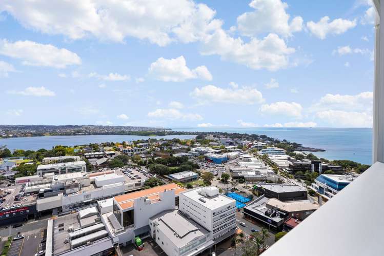 1904/3 Northcroft Street Takapuna_10