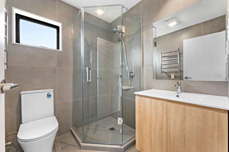 2/300 Great North Road Henderson_14