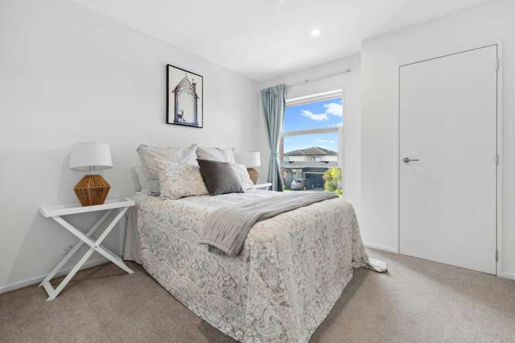 32 Brookview Drive Flat Bush_13