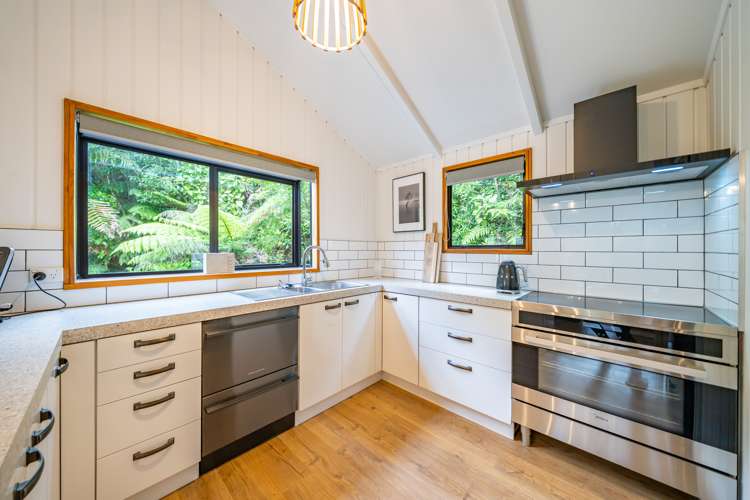 34 Wyndham Road Pinehaven_11