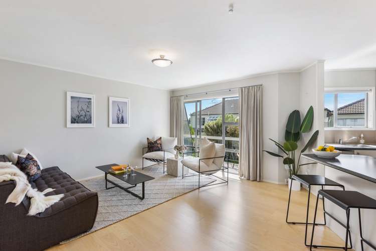 9/5 Curran Street Herne Bay_2