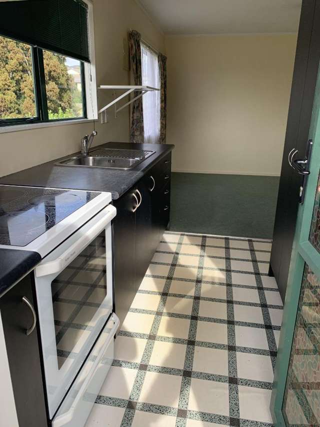 8A Ranginui Road Welcome Bay_1