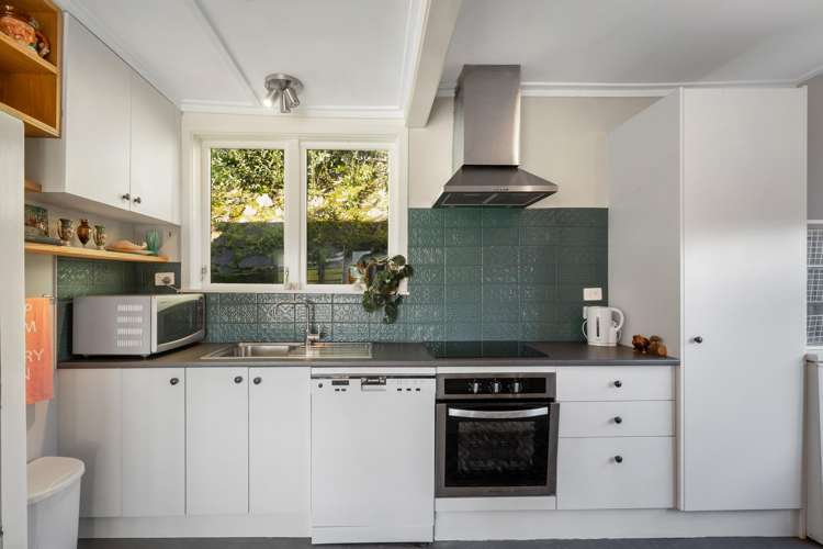 406 Tararu Road_5