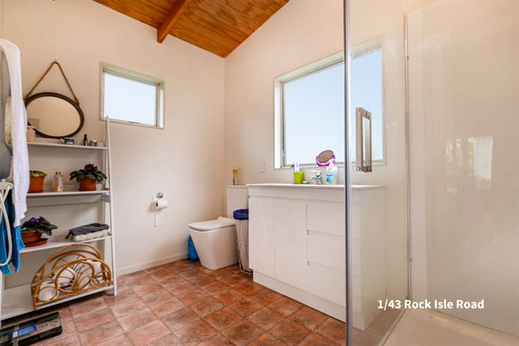 43 Rock Isle Road Torbay_28