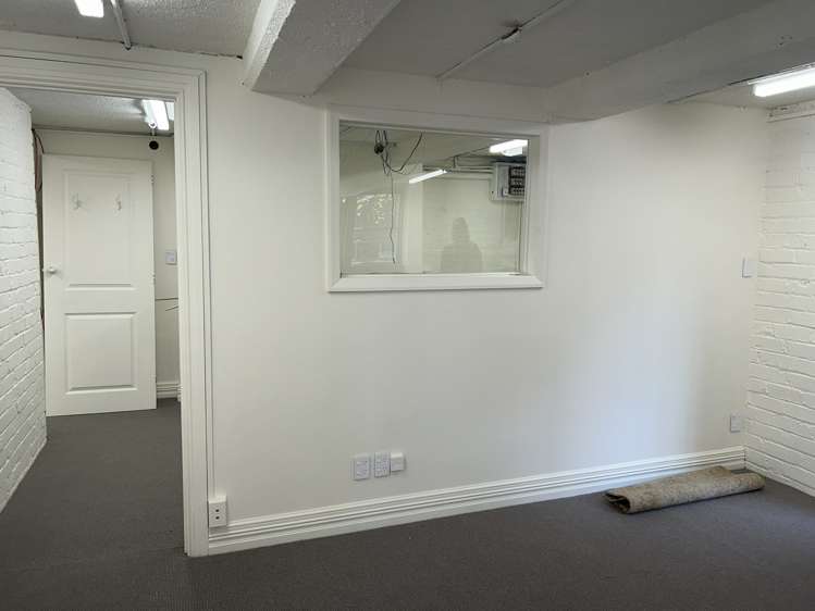 Office 3/110 Moray Place Dunedin Central_6