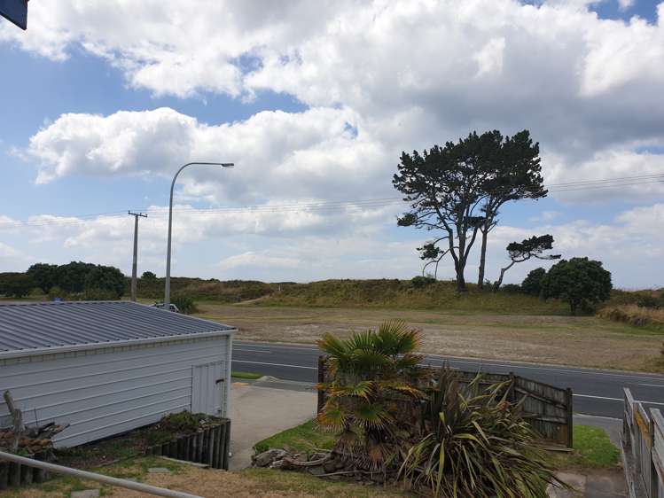 718 Papamoa Beach Road Papamoa_2