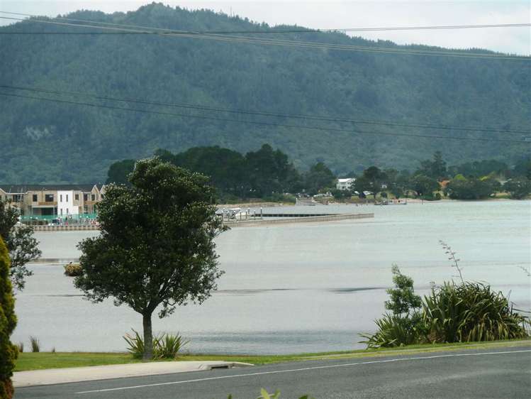 176 Ocean Beach Road Tairua_29