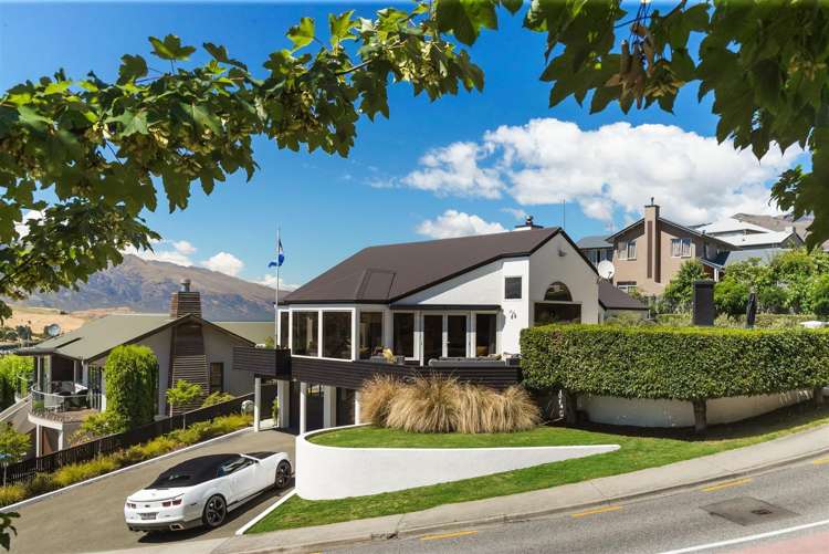 66 Hensman Road Queenstown_4
