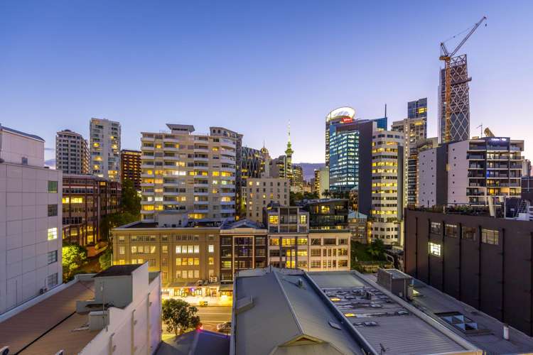 1017/41 Beach Road Auckland Central_12
