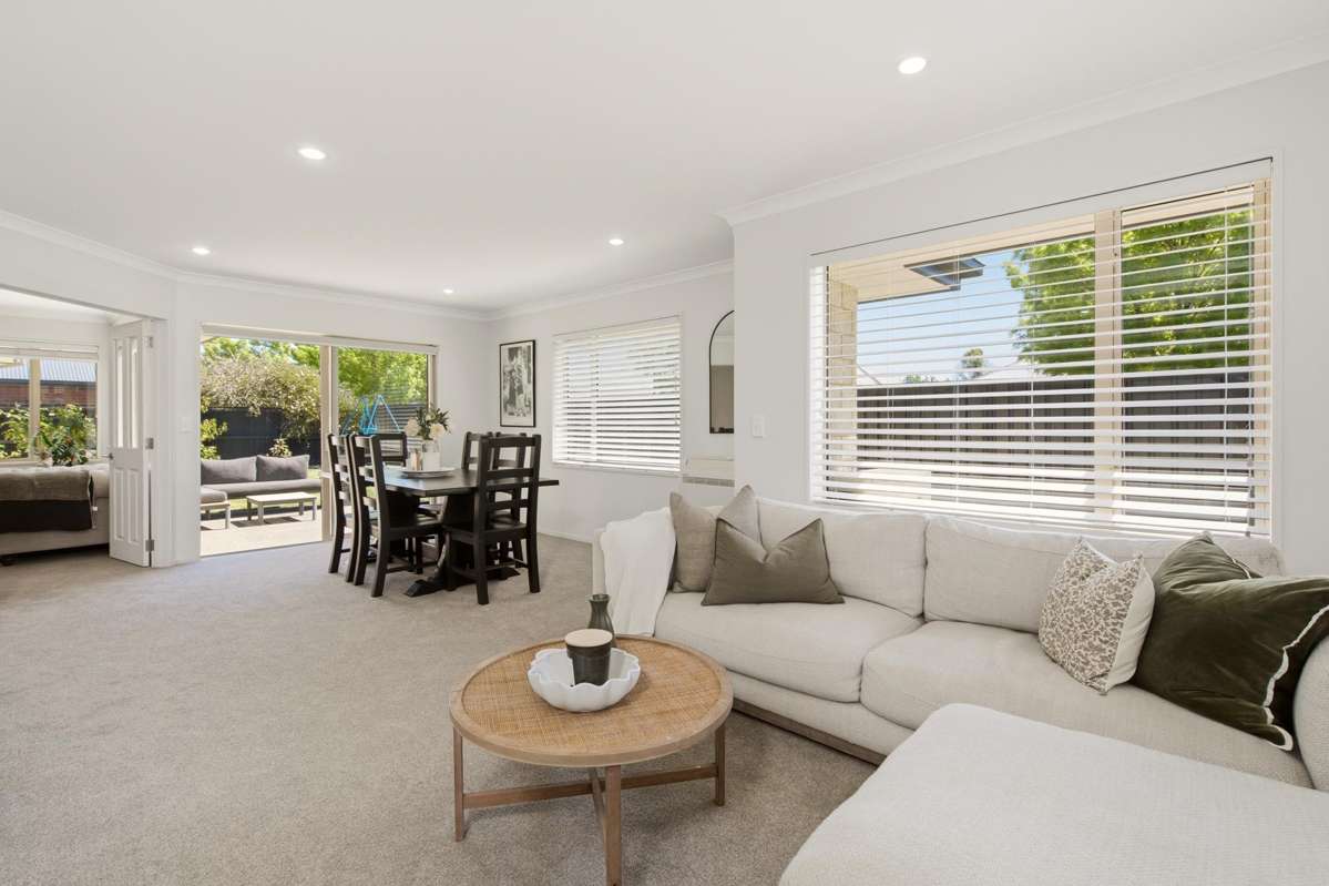 2 Austen Place_2
