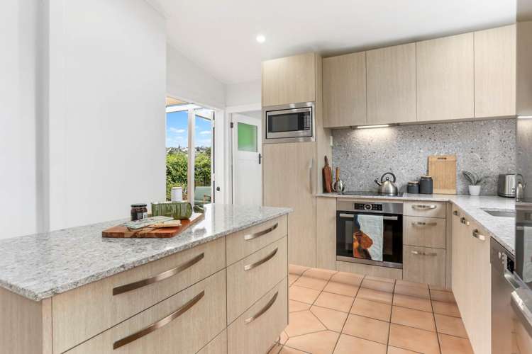 32 Ellerton Road Mount Eden_8