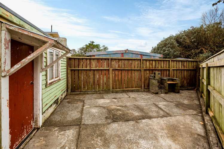 296 Main Road Tawa_18