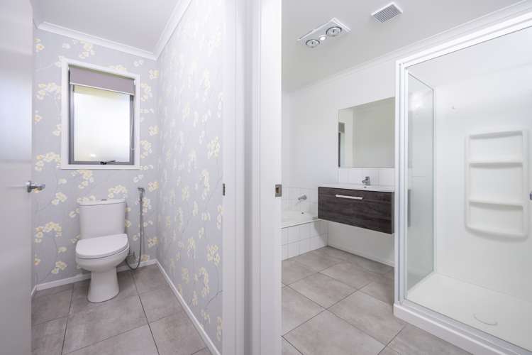 5 Kennedy Lane Hamilton East_12