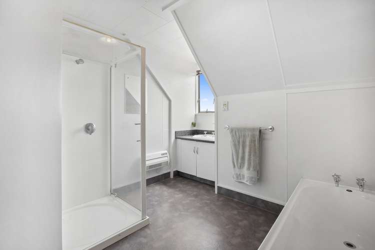 2 Cedar Crescent Mosgiel_12