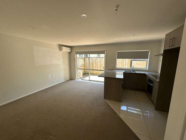 6/72 Carrington Avenue Silverdale_2