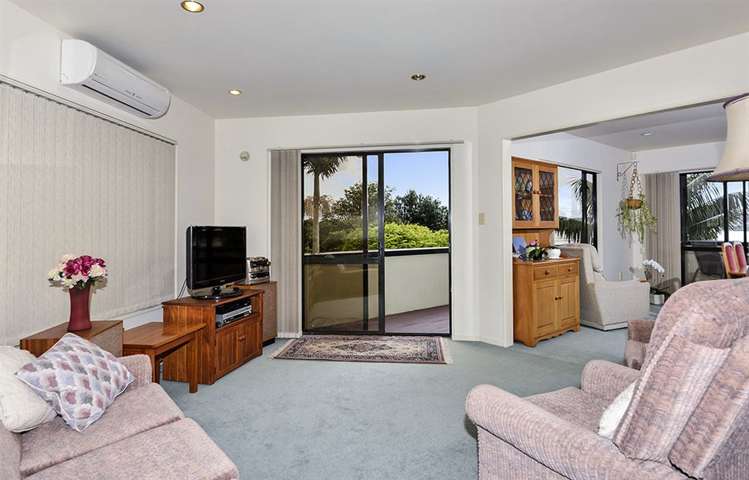 2/14a Kiwi Esplanade Mangere Bridge_6