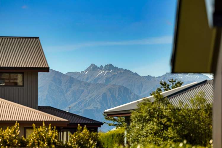 13 Sapphire Spring Rise Wanaka_24