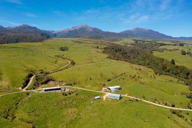 49 Quartz Range Road Bainham_15