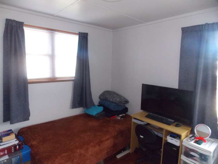 17 Dundas Road Sanson_19