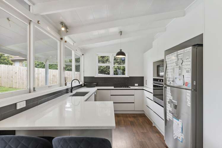 18 Penton Road Stanmore Bay_12