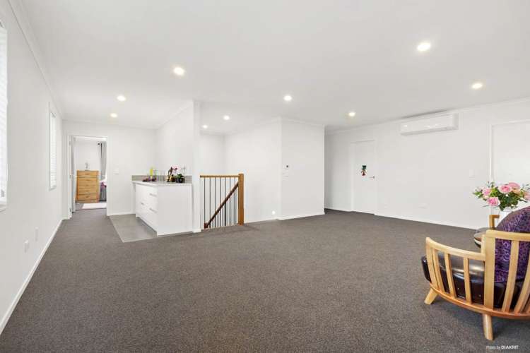 12 Horsefields Drive Flat Bush_8