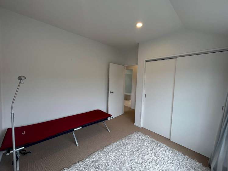 10B Tipene Place Meadowbank_15