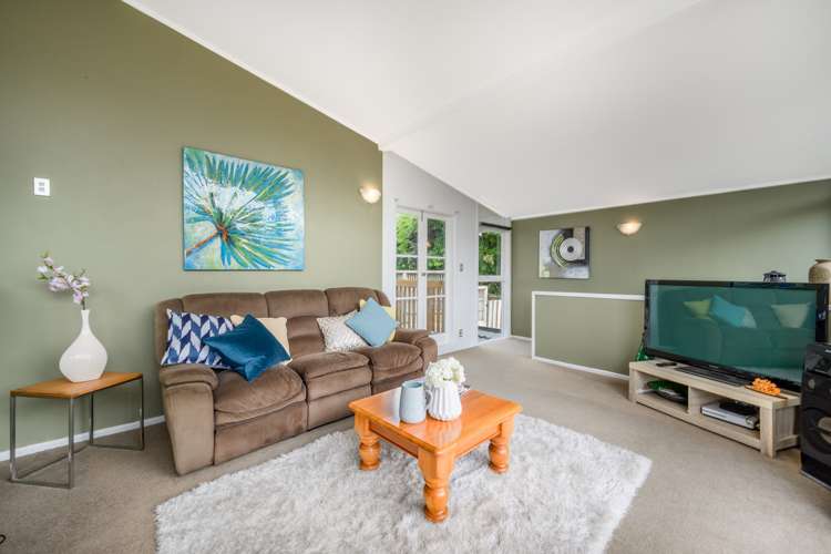 17 Freyberg Place Howick_4