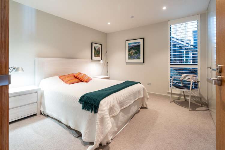 2/308 Oriental Parade Oriental Bay_17