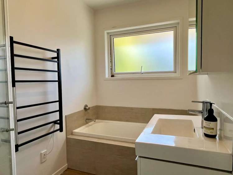 2/30 Felton Matthew Avenue Saint Johns_13