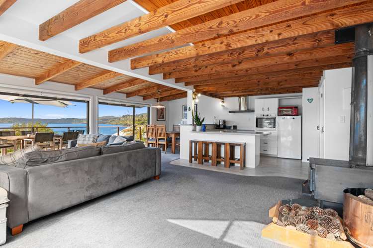 35 Spencer Road Lake Tarawera_7