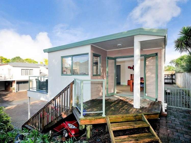 3 Akona Lane Hamilton East_13