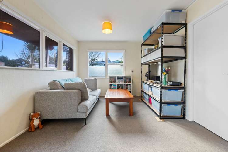 2/36 Sylvan Crescent Te Atatu South_16