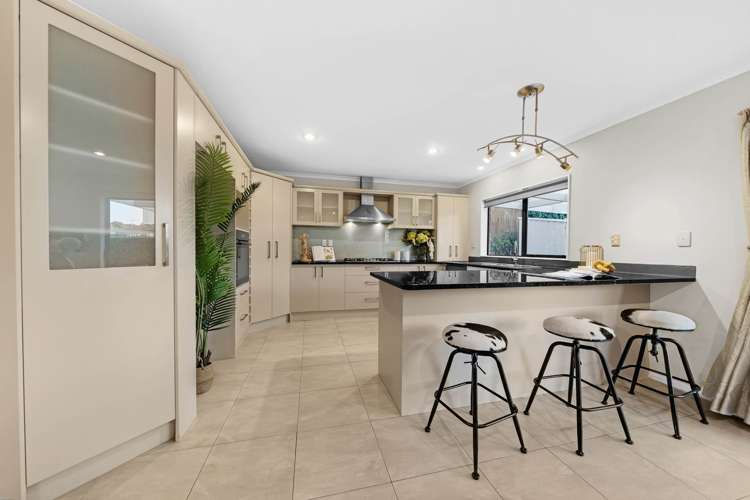 36 Seresin Crescent Flat Bush_16
