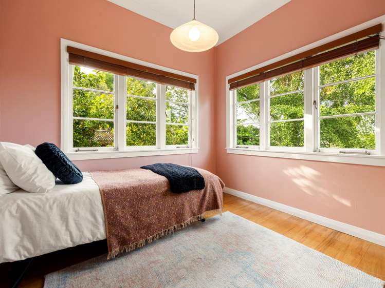 4 Kakanui Avenue Hillcrest_13