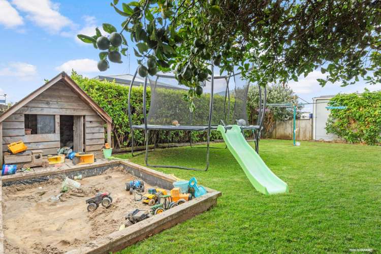 25 Lawrie Avenue Pukekohe_13