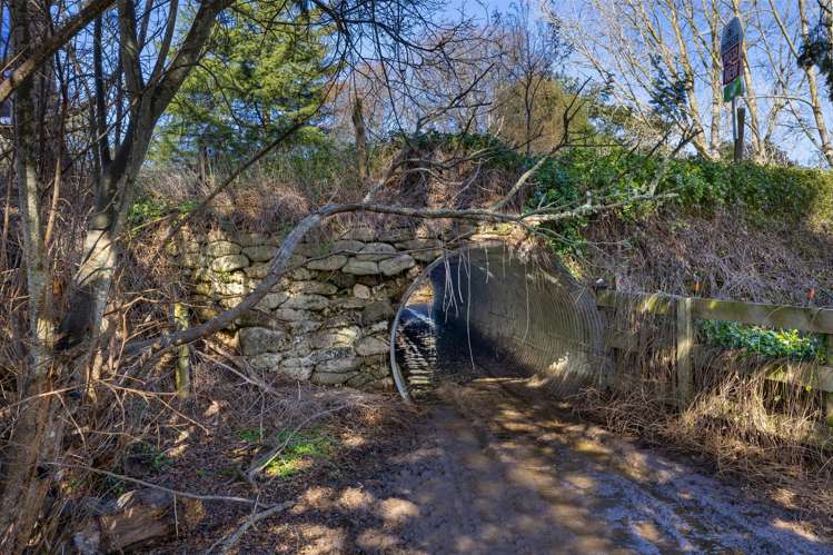 102 Gillard Road Ngahinapouri_31
