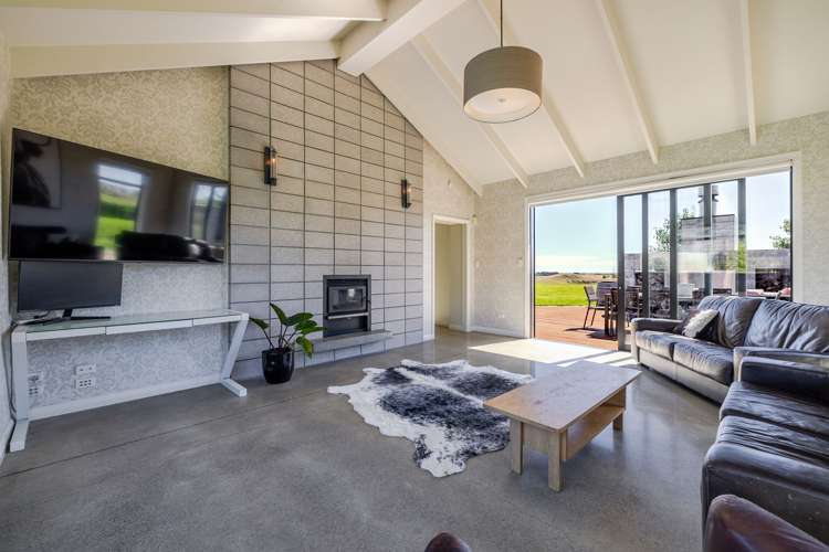 151 Mount Stewart Halcombe Road Sanson_18