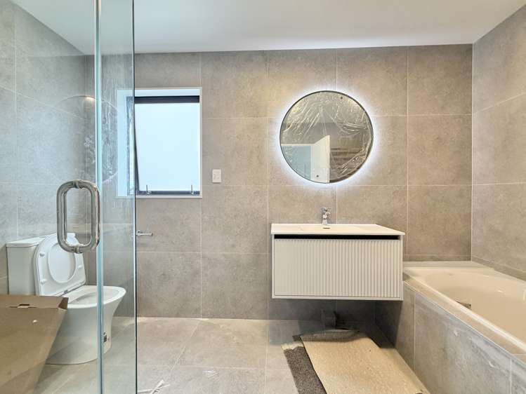 80E Tukutata Crescent Milldale_11